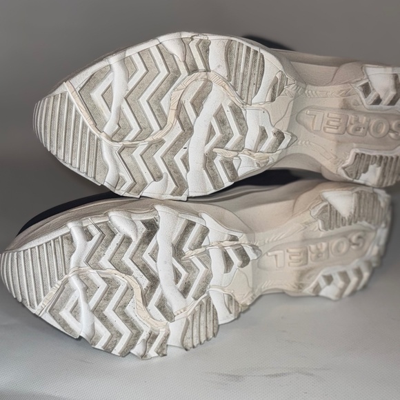 SOREL Kinetic Breakthru Conquest Waterproof Sneaker Boots Cider/ Bloodstone 11 - Picture 12 of 15